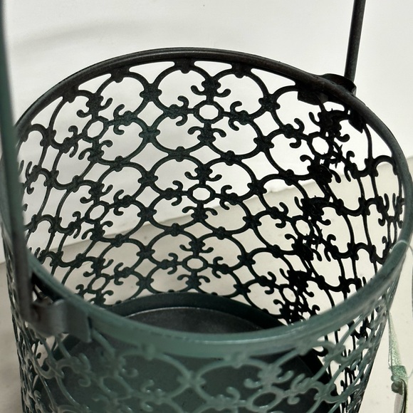 Celebrating Home Retired Catedral Pattern Metal Candle holder with handle . - Picture 6 of 16